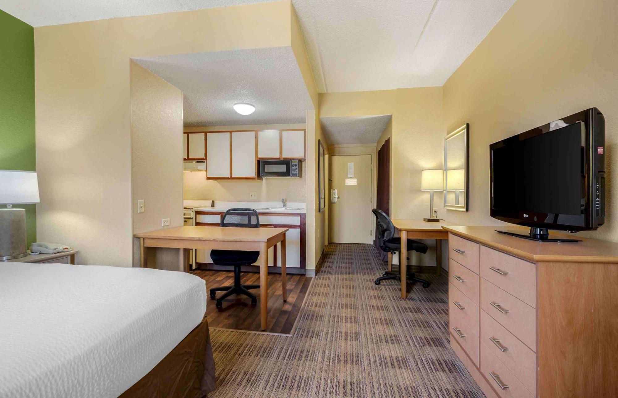 Extended America Select - Dallas - Colinas - Meadow Creek Dr Hotel